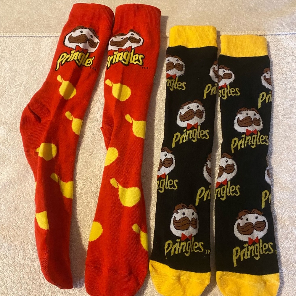 Two Pairs of Pringles Men’s Large Crew Socks
